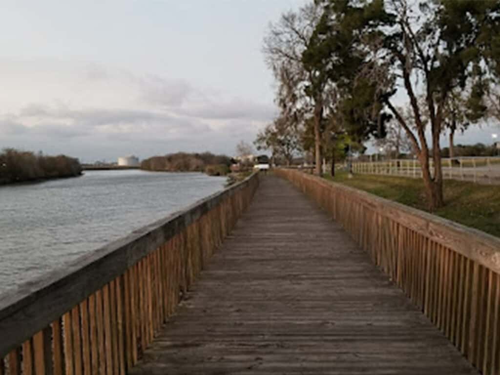 League City, TX 19 Walter Hall Park